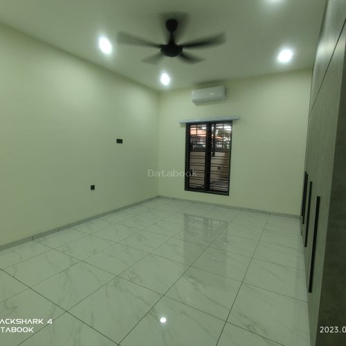 Jalan Indah 11 ( Parit Bakar ) | Boon Hoo Contractor 文河油漆工程 | Databook